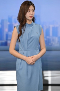 清纯甜美蓝裙蓝高跟礼仪小姐姐