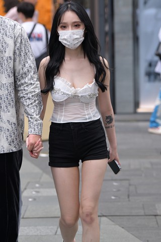 娇小女友