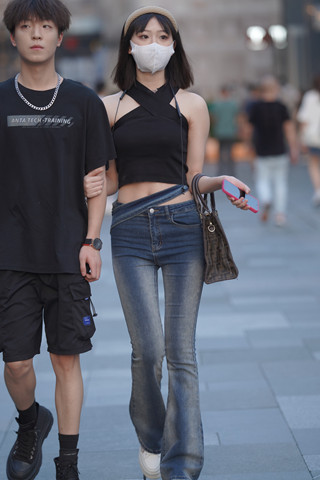 牛仔裤女友